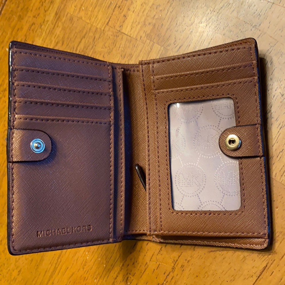 Michael Kors Women’s Wallet
